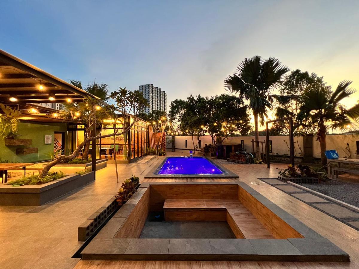 The Uniique Haus - Johor 1St Staycation Water Dining Experience 조호르 바루 외부 사진