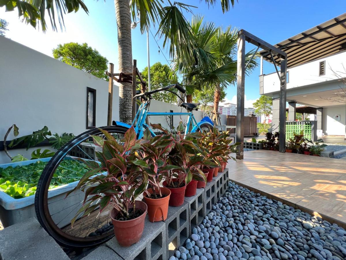 The Uniique Haus - Johor 1St Staycation Water Dining Experience 조호르 바루 외부 사진